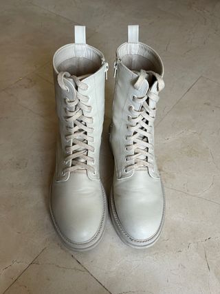 Stivali da combattimento bianchi con lacci
