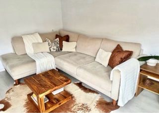 Sofá chaise longue Fama beige