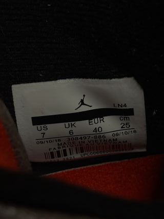 Zapatillas Air Jordan 4 Retro Taupe Haze Talla 40