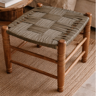 Banqueta madera y yute restaurada