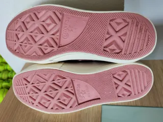 Zapatillas Converse Altas Moradas y Rosas