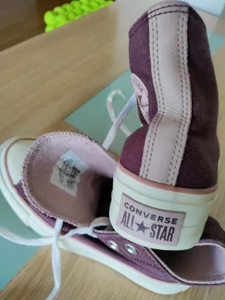 Zapatillas Converse Altas Moradas y Rosas
