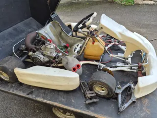 Kart de Competición + remolque El Gaitero