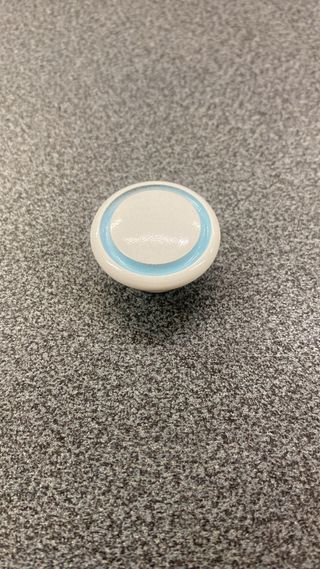 N3 pomelli bianco con anello azzurro