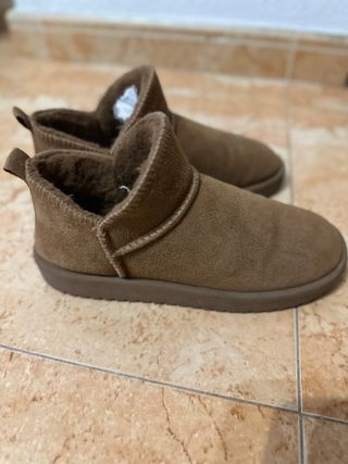 Botines Oysho Ante Natural Talla 37