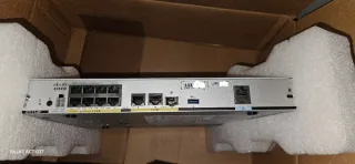 Router Cisco 1111 8P
