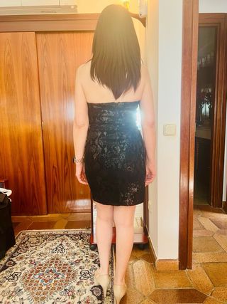 Vestido negro lentejuelas palabra de honor