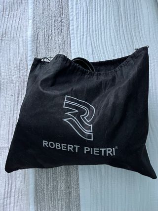 Bolso Negro Robert Pierre