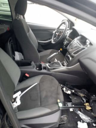 22572615 faro antiniebla delantero ford focus iii