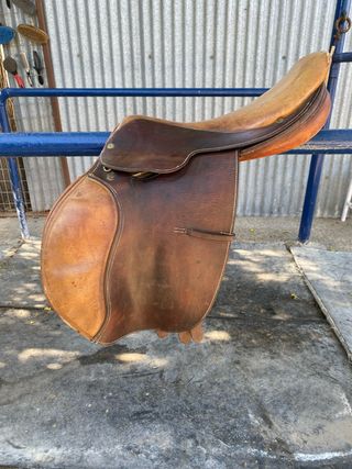 Se vende montura de salto