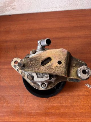 Bomba Dirección Nissan Atleon Cabstar 3.0