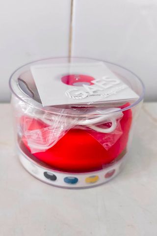 Altavoz inalámbrico rojo