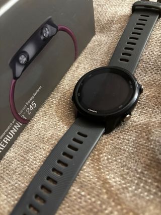 Reloj Garmin Forerunner 245 Negro
