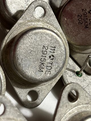 Regulador TDE 2915KM TO-3