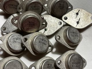 Regulador TDE 2915KM TO-3