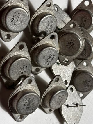 Regulador TDE 2915KM TO-3