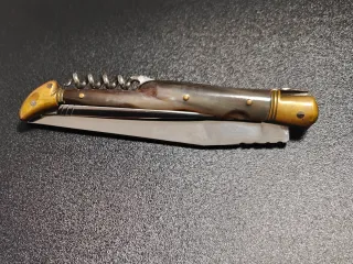 Navaja Laguiole con sacacorchos