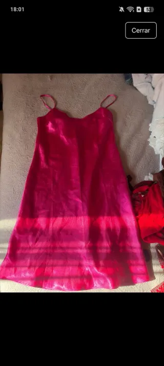 Camisón rosa satinado sin estrenar