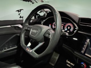 Audi Q3 SPORTBACK 35 TFSi S-LINE - Como nuevo