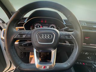 Audi Q3 SPORTBACK 35 TFSi S-LINE - Como nuevo