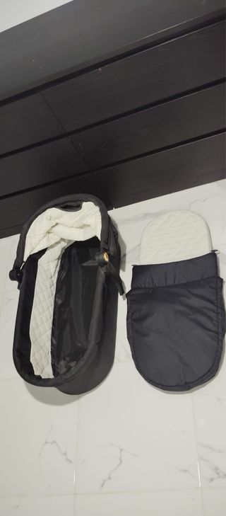 Cochecito bebé 2 en 1 convertible de BabyGo