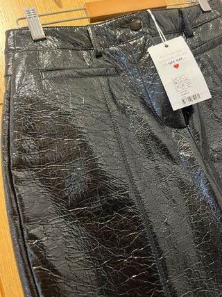 Pantalones vinilo/efecto charol negro Nuevo T 36