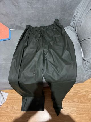 Pantalón chubasquero impermeable