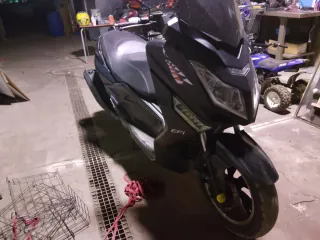 Sanben SN9 Scooter