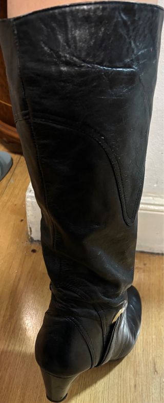 Stivali in pelle da donna nere