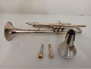 Trompeta Yamaha Xeno plateada YTR8335 90062