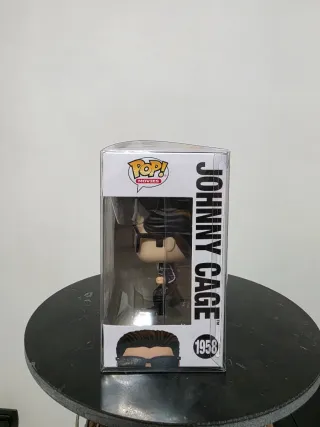 Funko Pop Johnny Cage Mortal Kombat + Protector