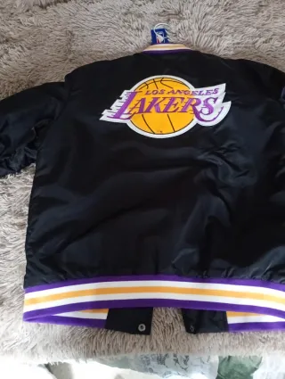 Chaqueta Los Angeles Lakers Negra y Morada