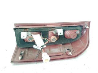 Piloto trasero izquierdo nissan patrol gr 20999674