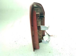 Piloto trasero izquierdo nissan patrol gr 20999674