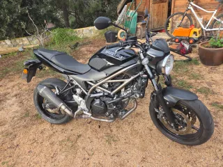 Escape Scorpion Homologado MT07 SV650 con Dbkiller