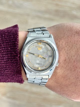 Reloj Seiko 5 Automático Esfera Gris
