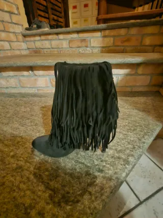 Polacchino donna nero con frange - Tg 39