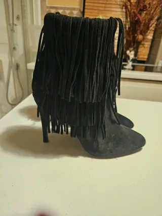 Polacchino donna nero con frange - Tg 39