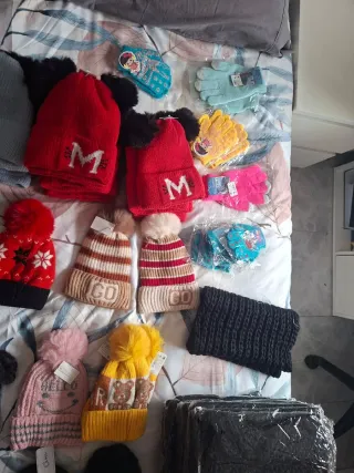 Accessori invernali: cappelli e sciarpe