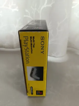 Multi Tap PlayStation 1 con scatola