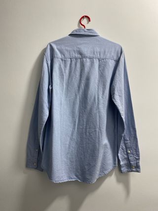 Camisa de hombre azul