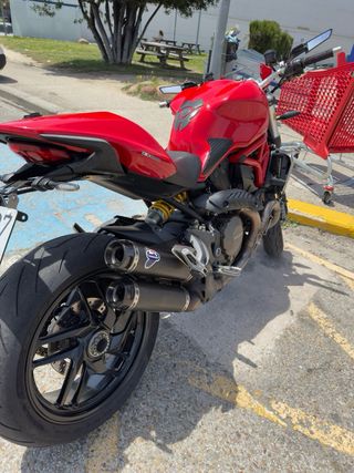 Ducati Monster 1200 Roja