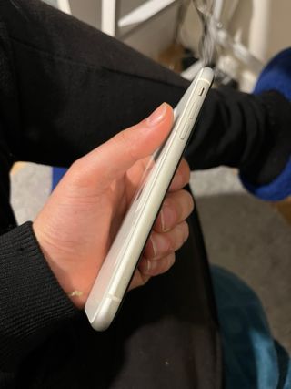 iPhone 11 64GB + capa MagSafe Pelicula frontal X