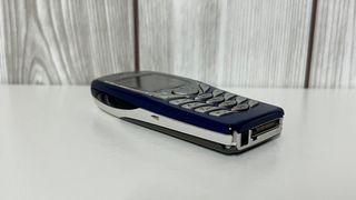 Teléfono Móvil Nokia 6100 vintage