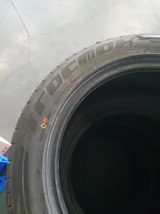 Neumáticos nuevos,