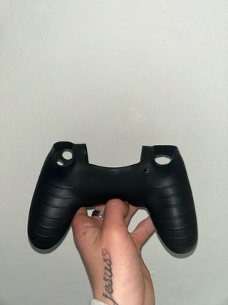 Funda Mando PS4 Indeca Negra y Azul