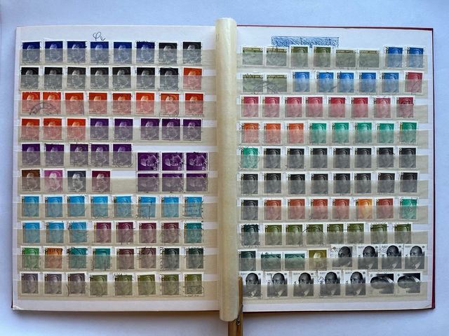 Clasificador Sellos España Franco/Rey Juan Carlos