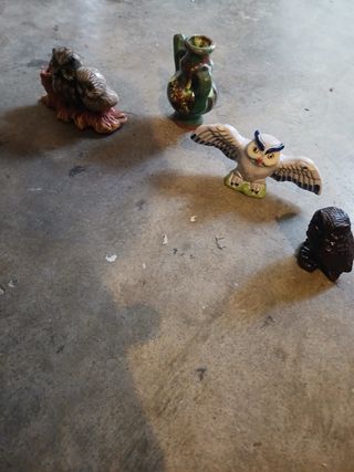 Figuras cerámica búhos y jarrón