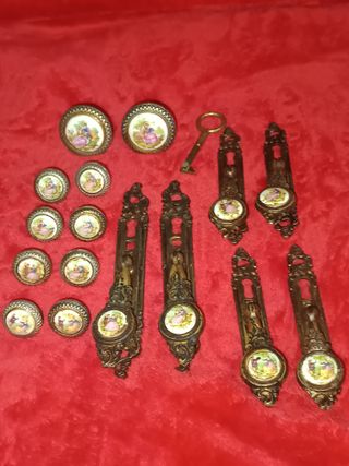 Tiradores porcelana y latón estilo fragonart