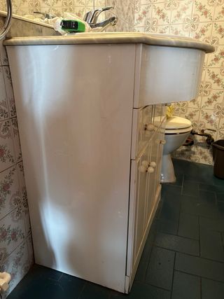 Lavabo y mueble de baño